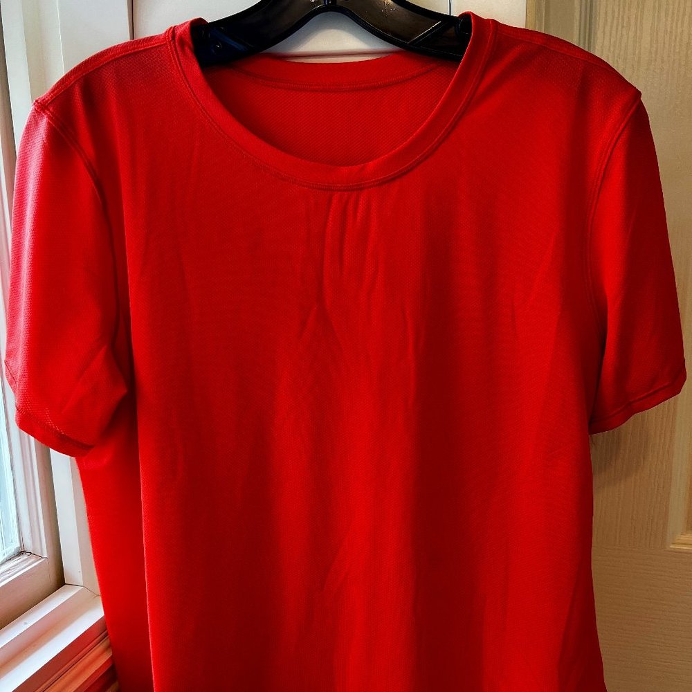 Womens Lululemon Shirt